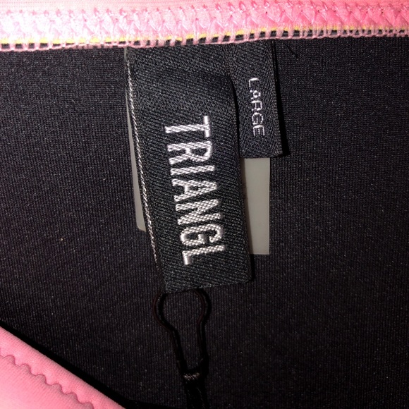 TRIANGL BOTTOM - Picture 3 of 5